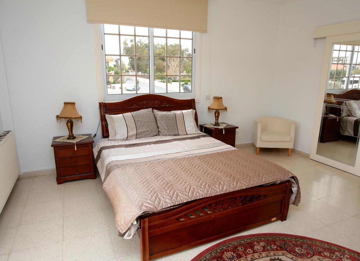 Villa The White House Larnaca Esterno foto