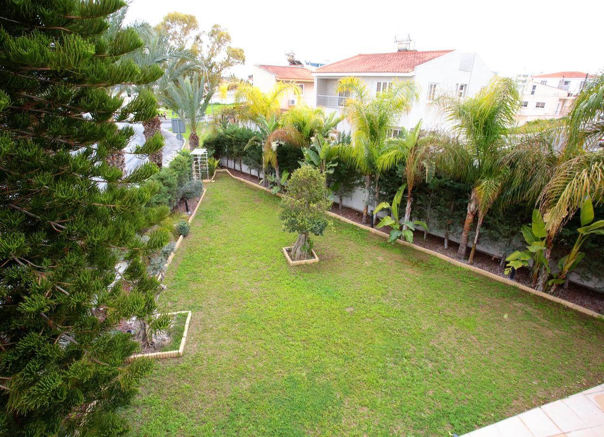 Villa The White House Larnaca Esterno foto