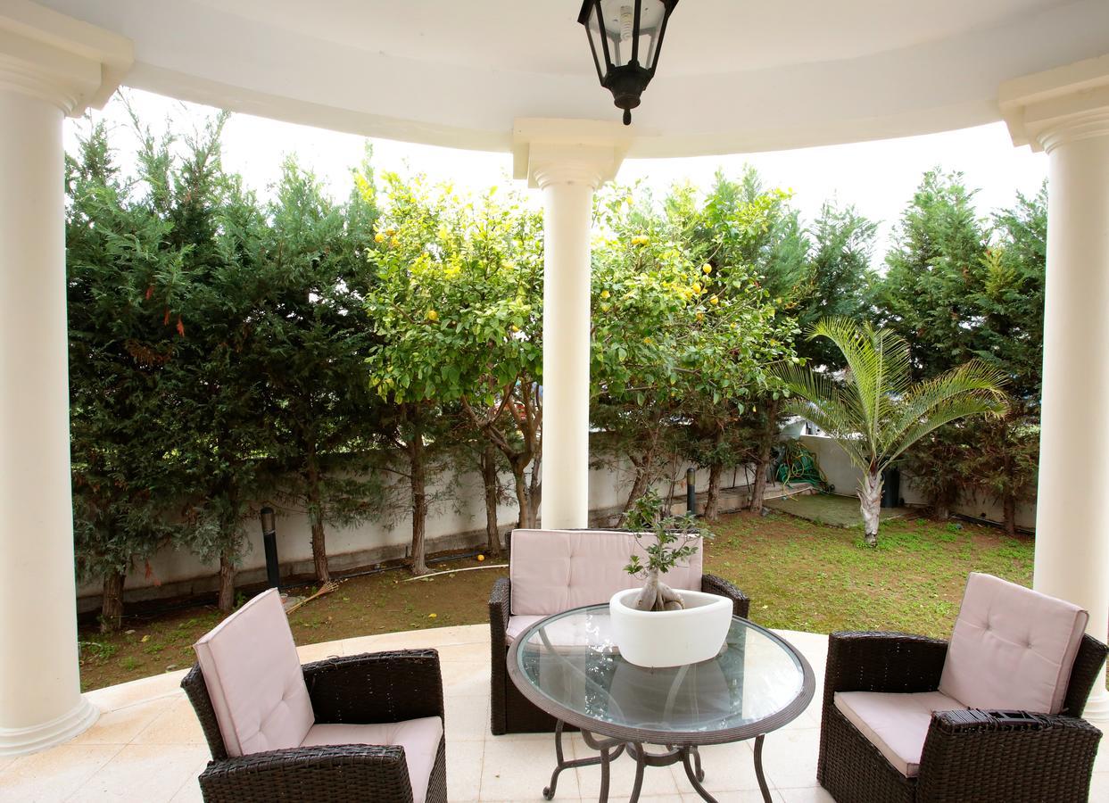 Villa The White House Larnaca Esterno foto