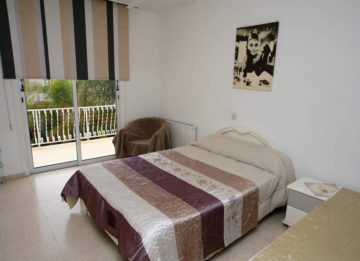 Villa The White House Larnaca Esterno foto